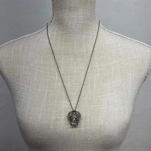 Comco Angel Praying Locket Silver tone Necklace - Picture 2 of 11